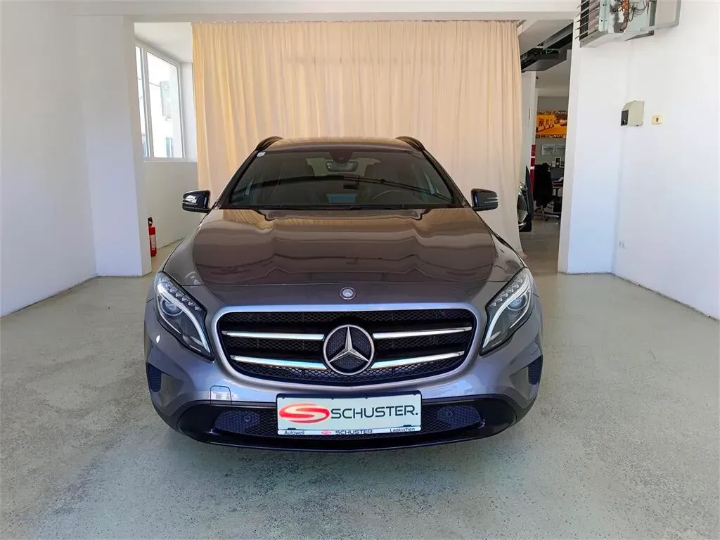 Mercedes-Benz Gla Class 2016 photo 2