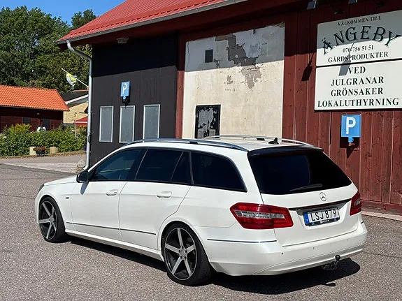 Mercedes-Benz E220 2011 photo 5