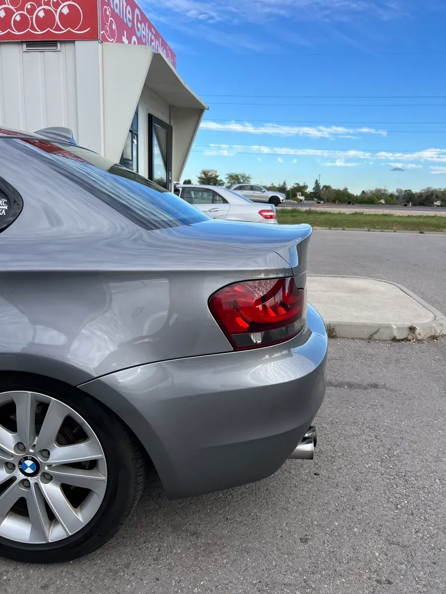 BMW 1 Series 2009 photo 3