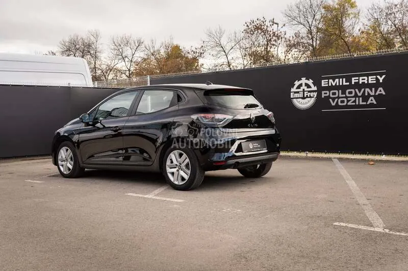 Renault Clio 2024 photo 3