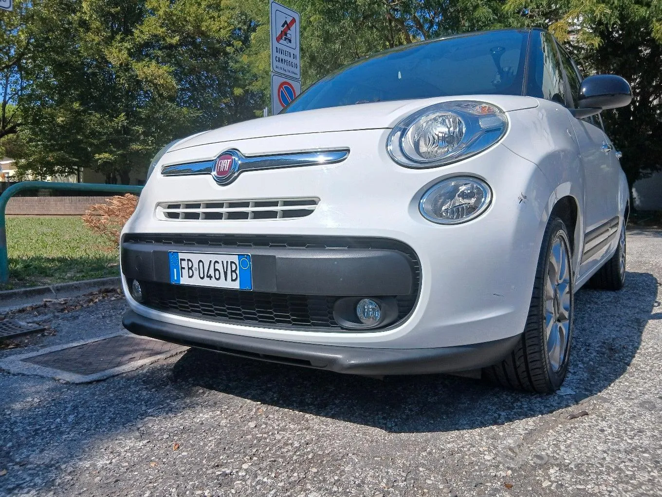 Fiat 500L 2015 photo 2