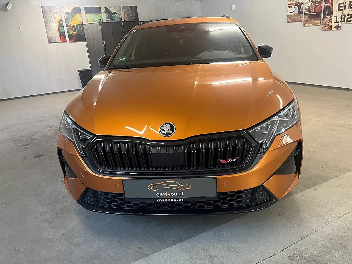 Skoda Octavia 2024 photo 2