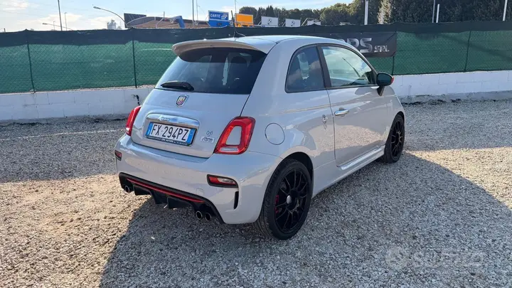 Abarth 595 2019 photo 4