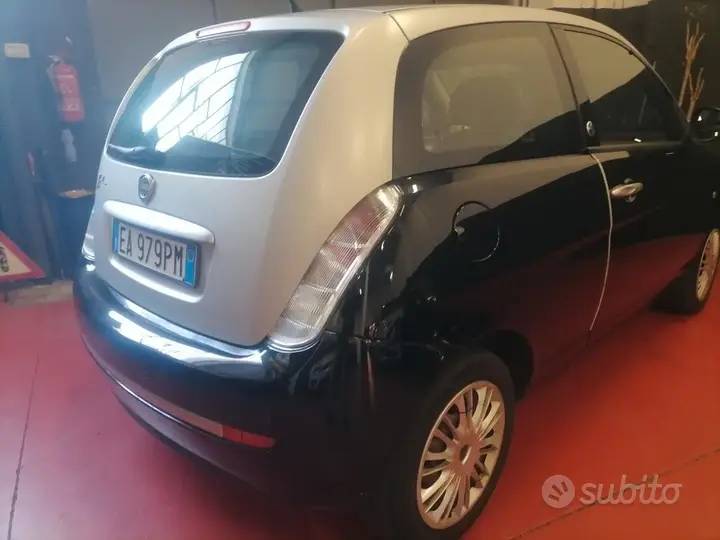 Lancia Ypsilon 2010 photo 4