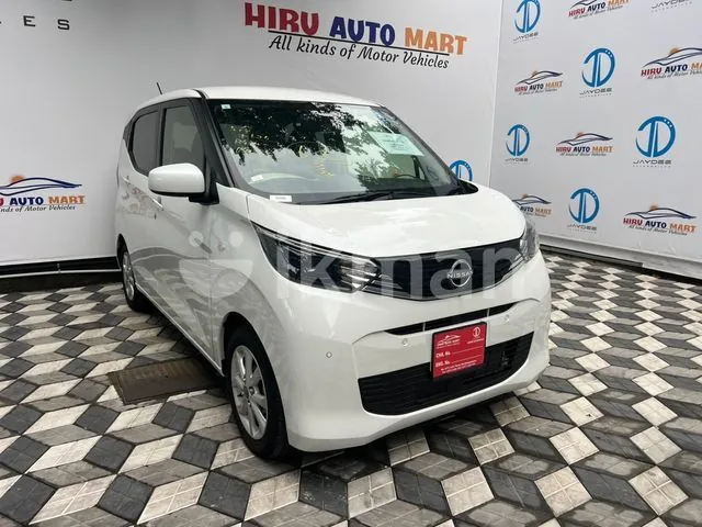 Nissan Dayz 2023 photo 2