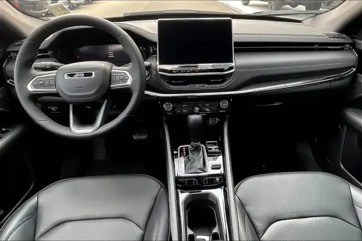 Jeep Compass 2025 photo 5