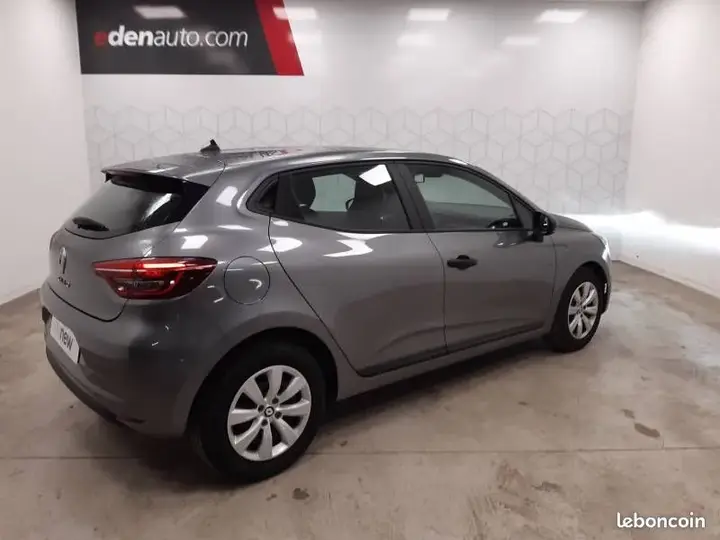 Renault Clio 2023 photo 4