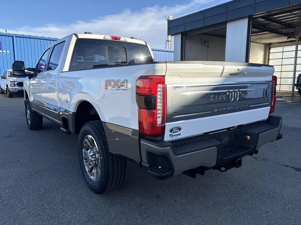 Ford F-350 Super Duty 2027 photo 5