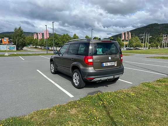 Skoda Yeti 2011 photo 3