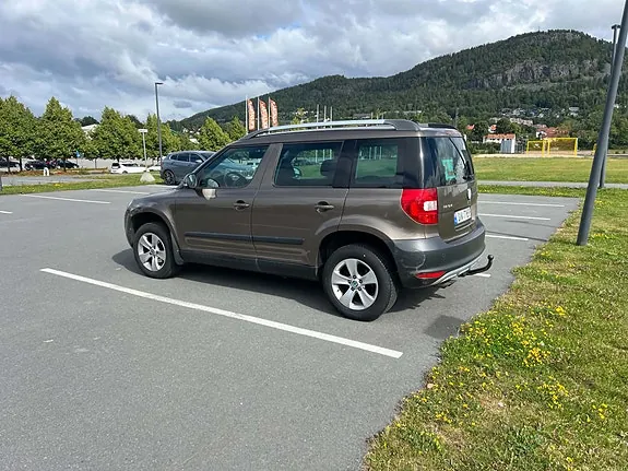 Skoda Yeti 2011 photo 4