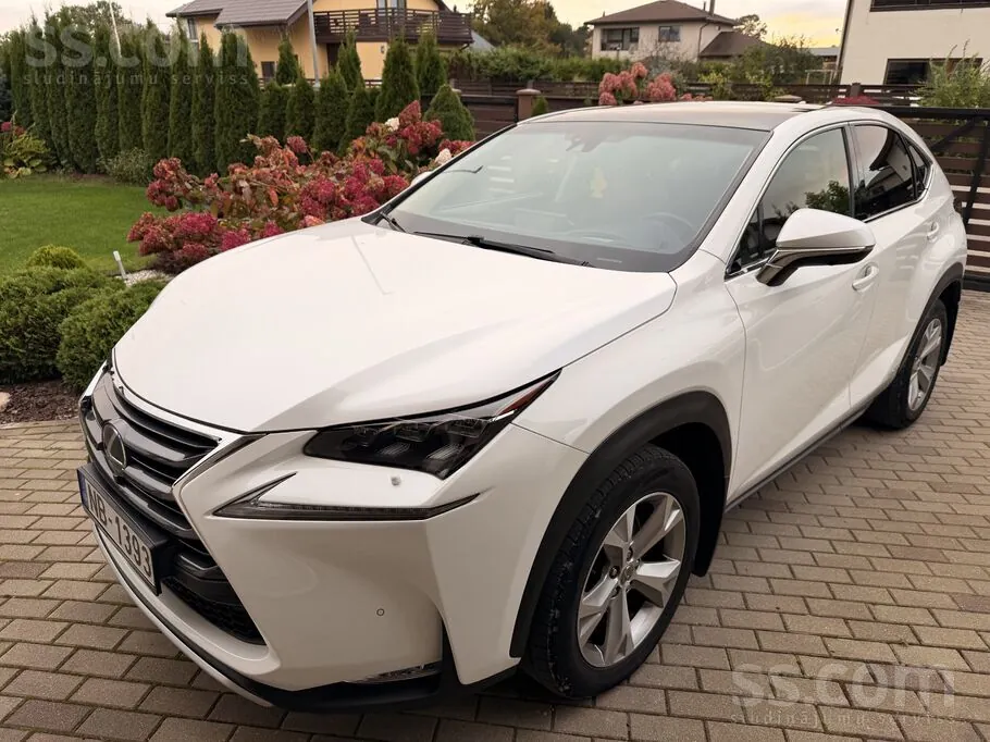 Lexus Nx300H 2015 photo 5