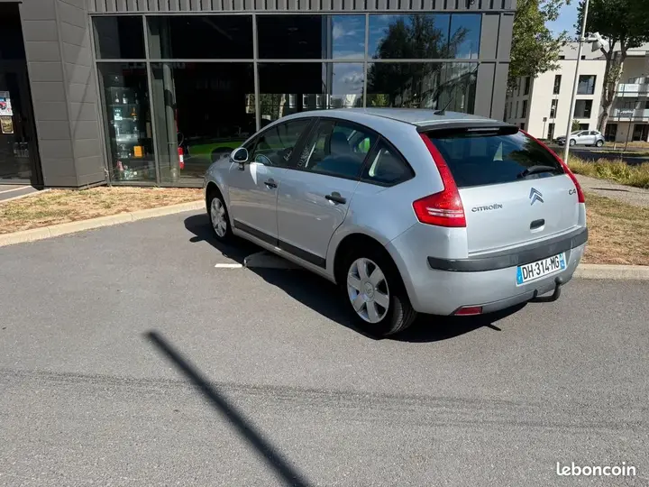 Citroen C4 2008 photo 3