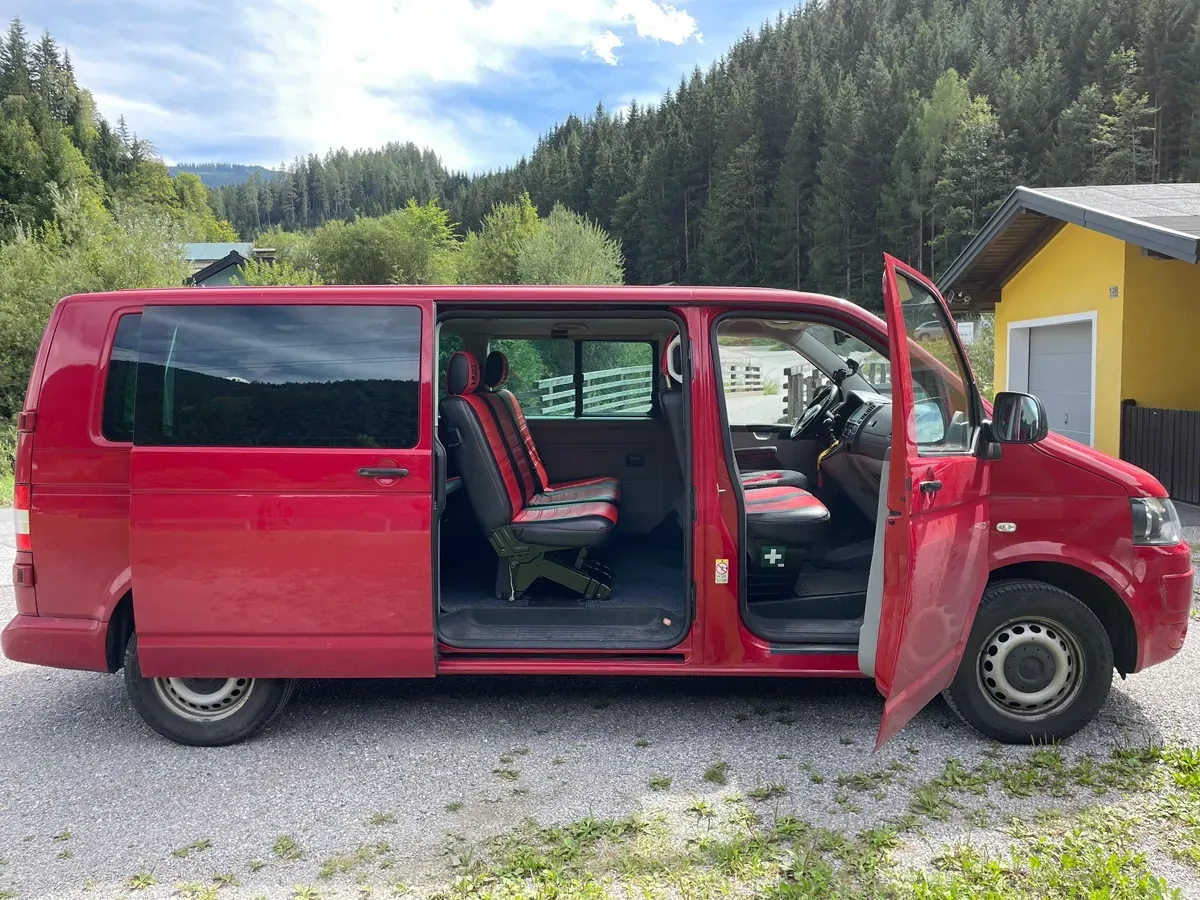 Volkswagen Caravelle