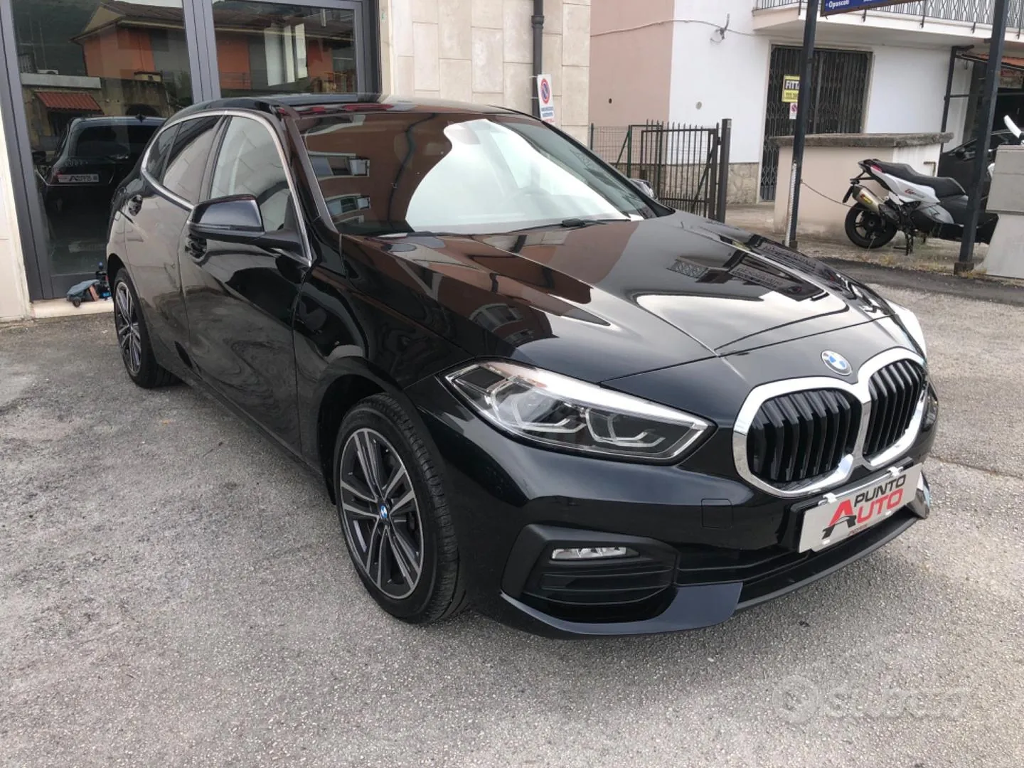 BMW 1 Series 2023 photo 4