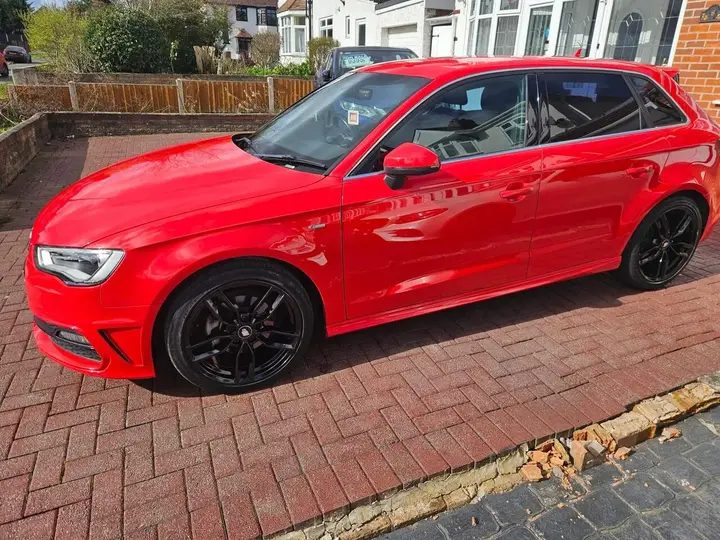 Audi A3 2015 photo 5