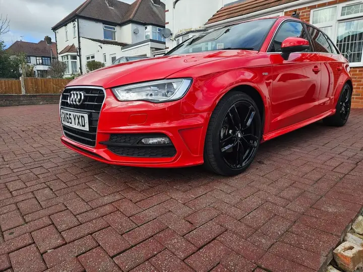 Audi A3 2015 photo 4