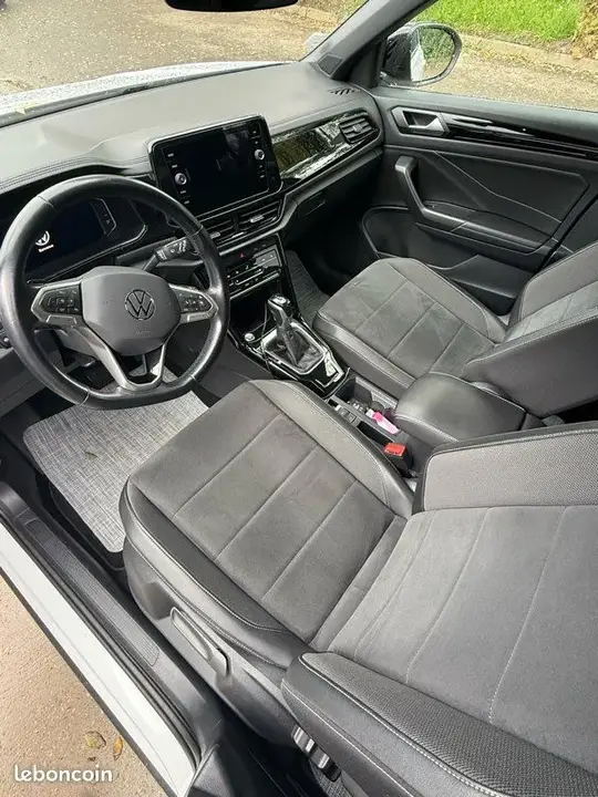 Volkswagen T-Roc 2022 photo 3