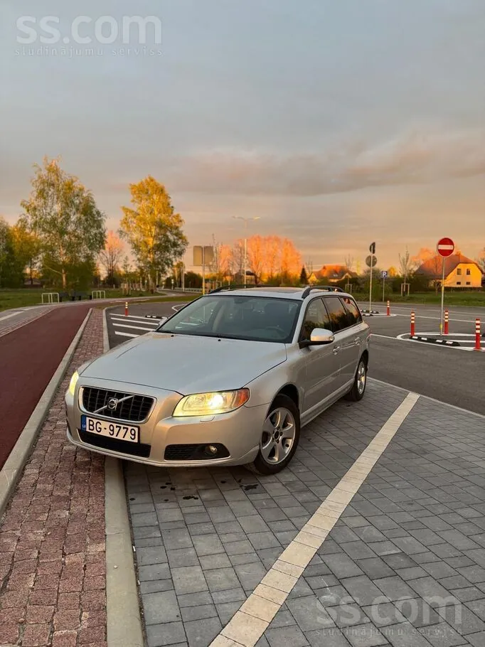 Volvo V70 2007 photo 5