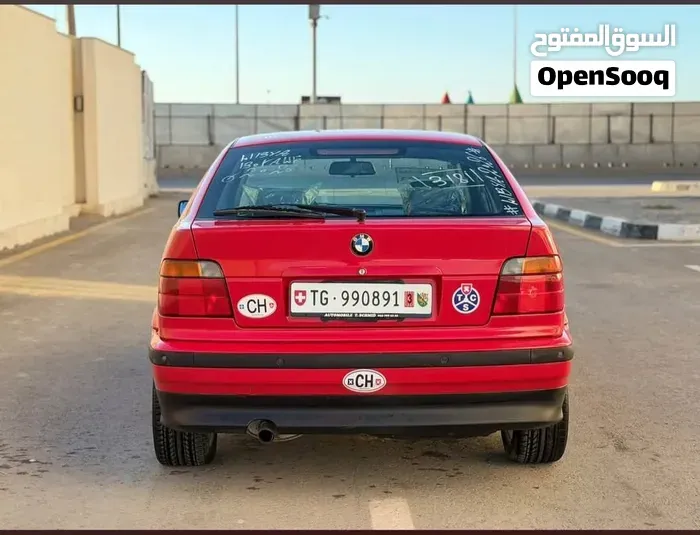 BMW 1 Series 2008 photo 2