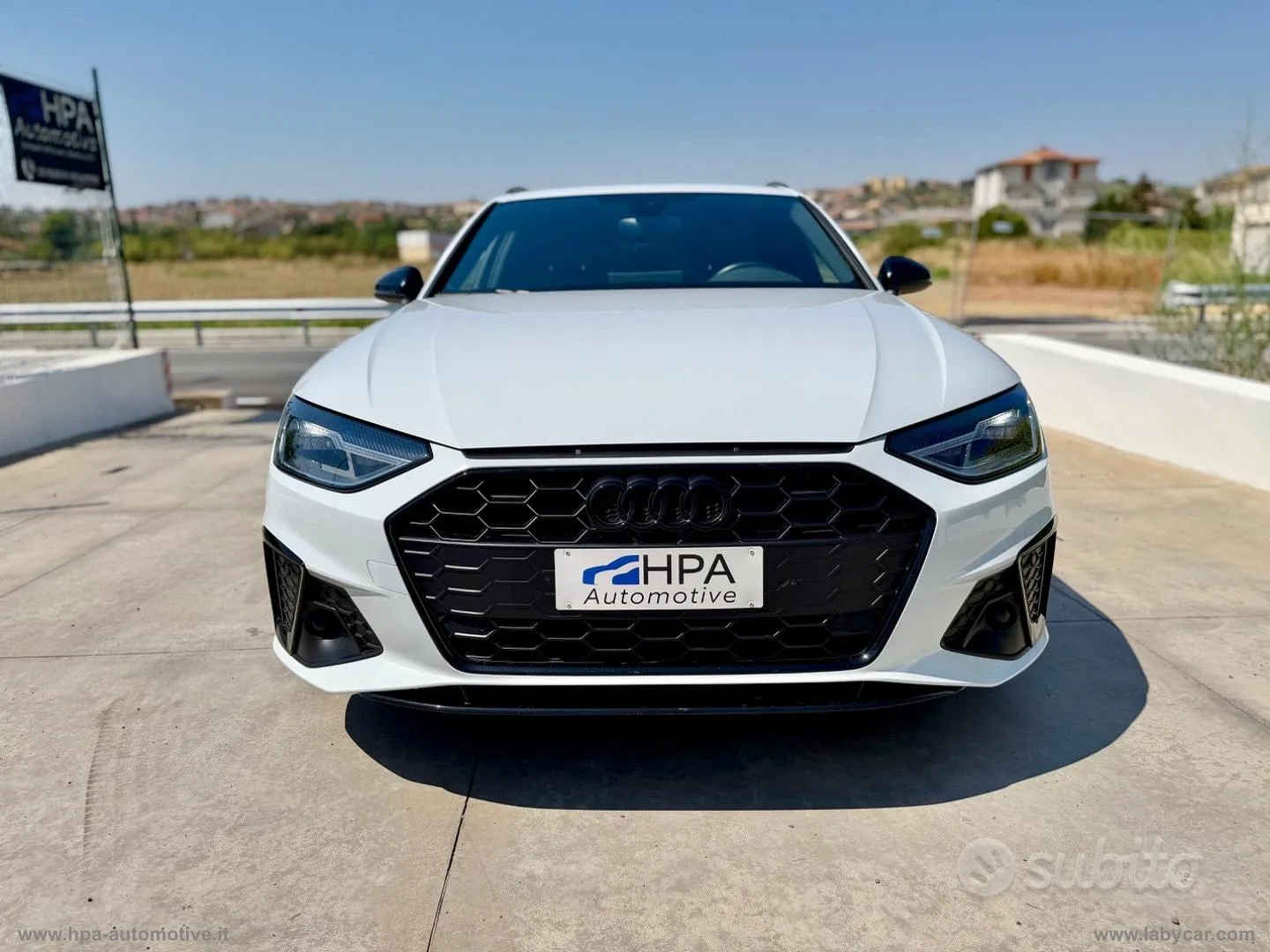 Audi A4 Avant 2023 photo 2
