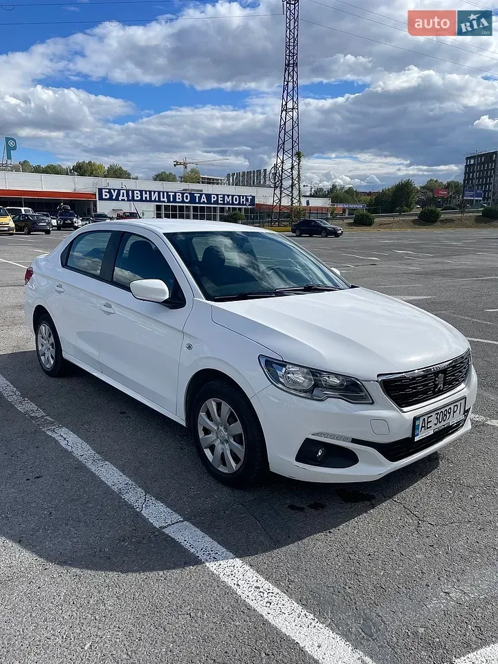 Peugeot 301 2021 photo 3