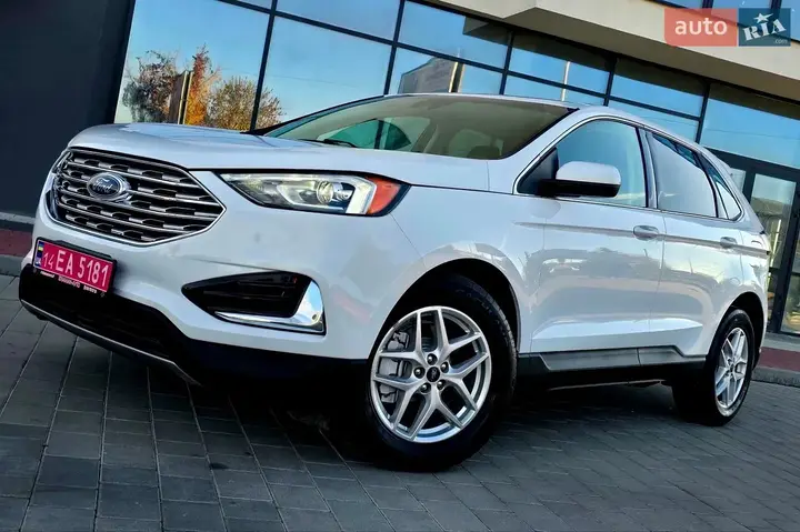 Ford Edge 2023 photo 2