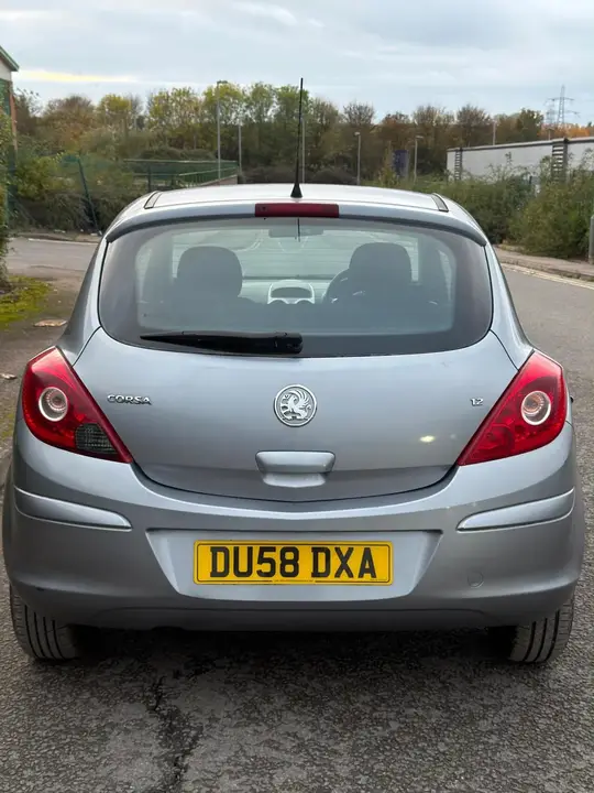 Vauxhall Corsa 2008 photo 3
