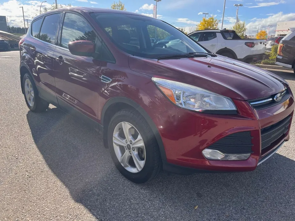Ford Escape 2015 photo 2