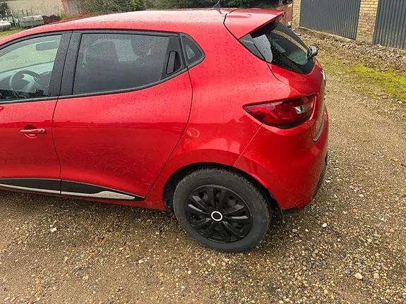 Renault Clio Iv 2013 photo 3