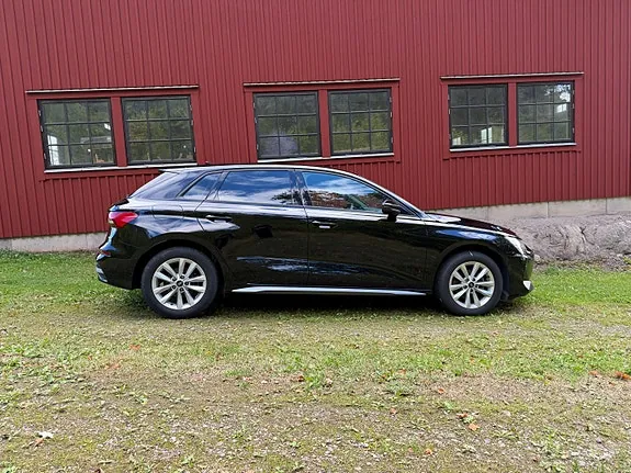 Audi A3 2025 photo 3