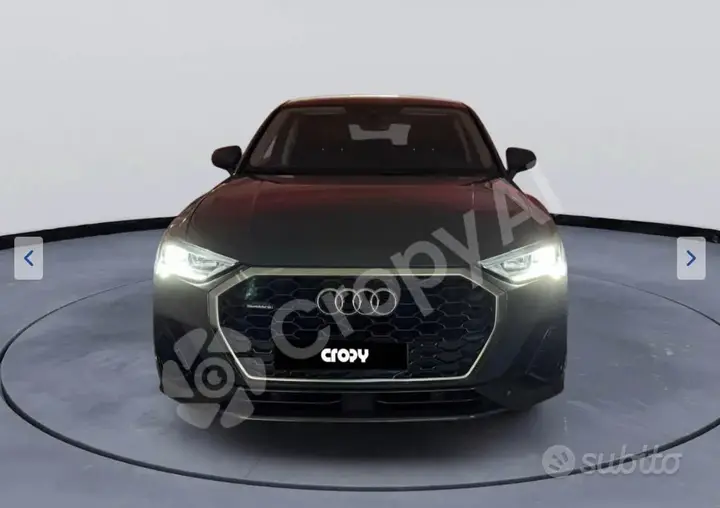 Audi Q3 2021 photo 2