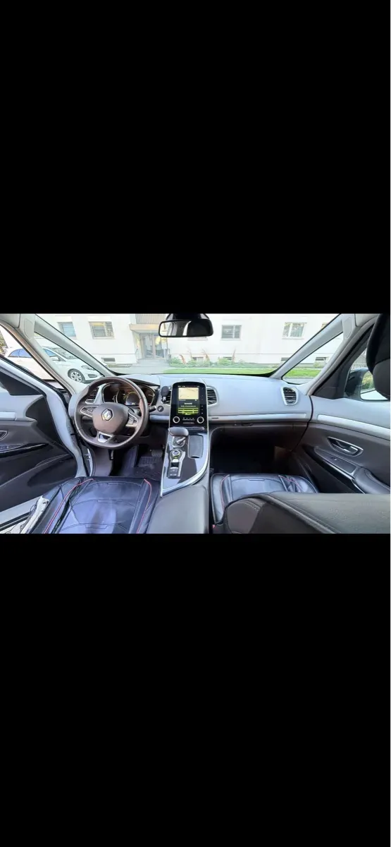 Renault Espace 2015 photo 2