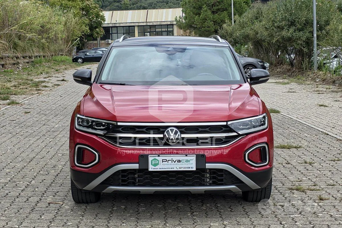 Volkswagen T-Roc 2023 photo 2