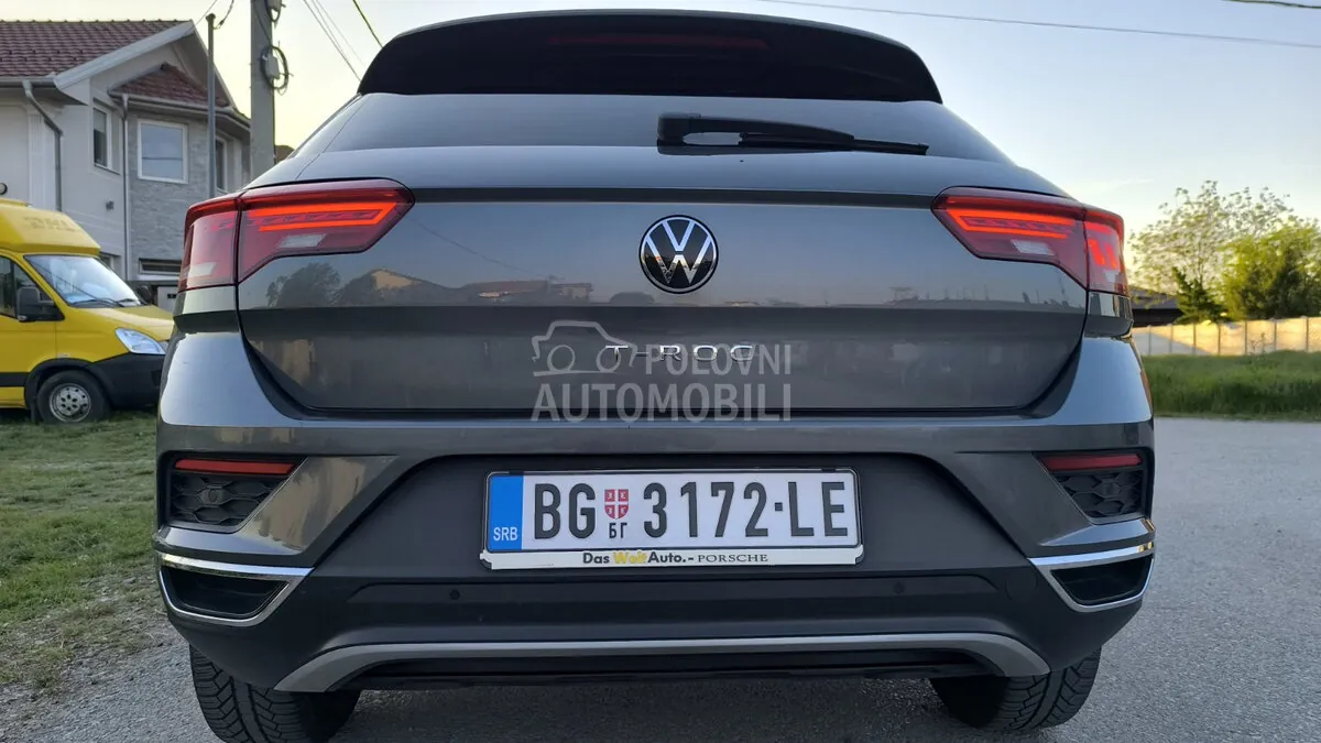 Volkswagen T-Roc 2021 photo 2