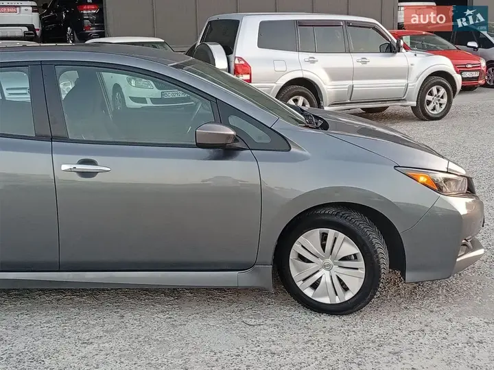 Nissan Leaf 2022 photo 5