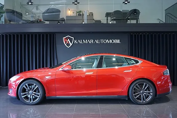 Tesla Model S 2013 photo 4