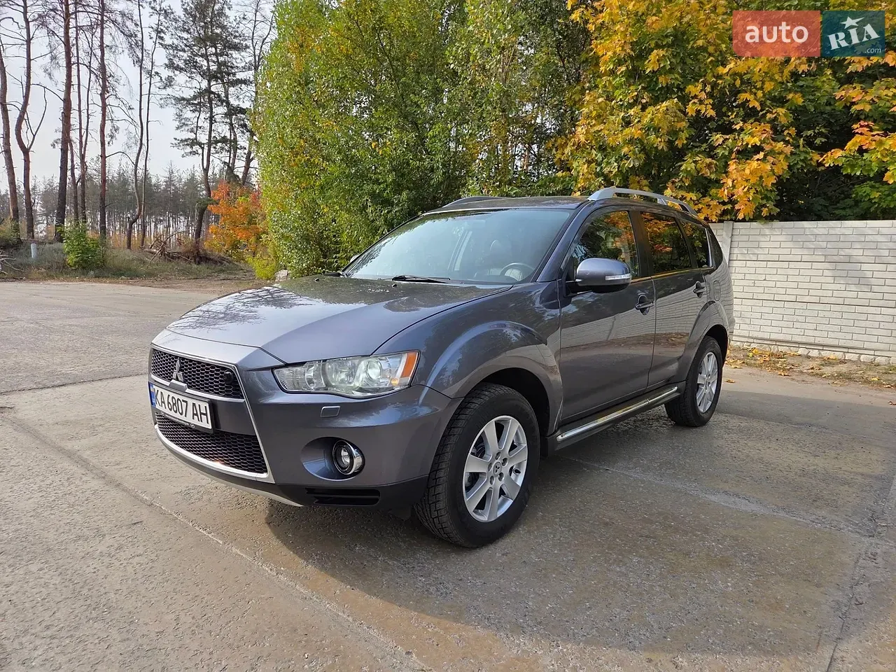 Mitsubishi Outlander 2010 photo 2