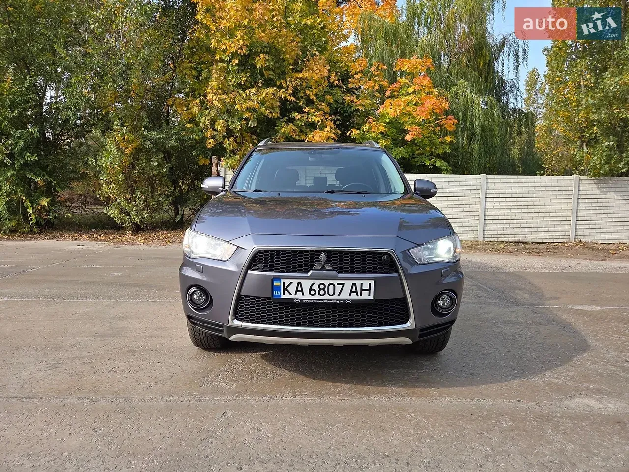 Mitsubishi Outlander 2010 photo 5