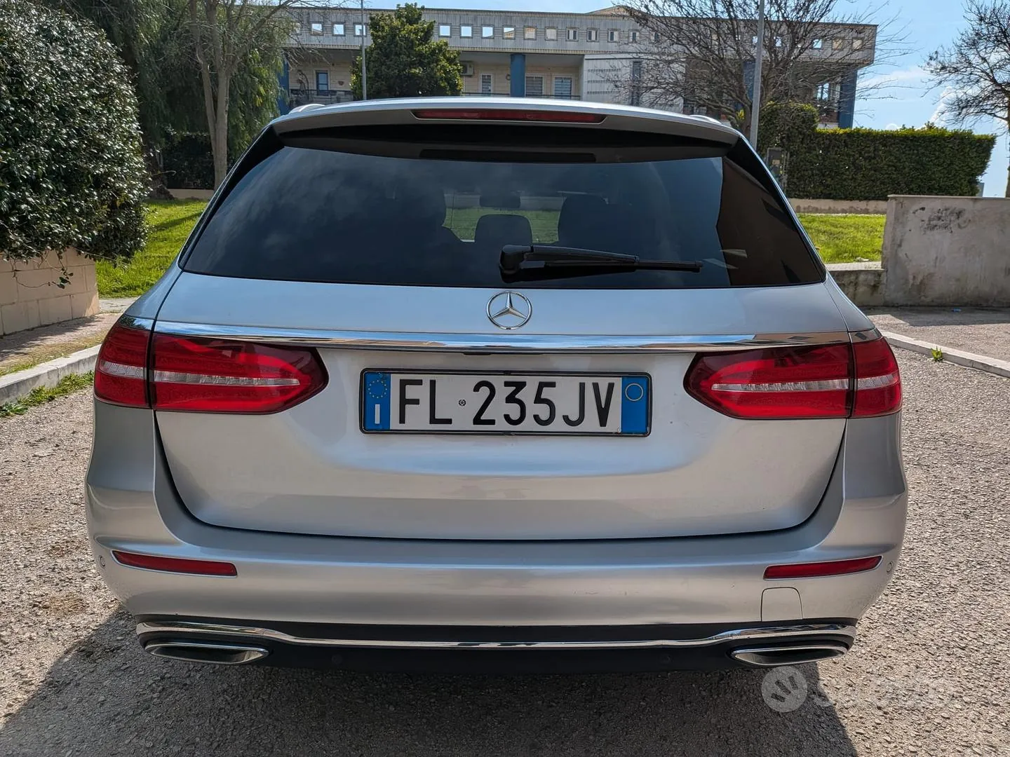 Mercedes-Benz E 2017 photo 3