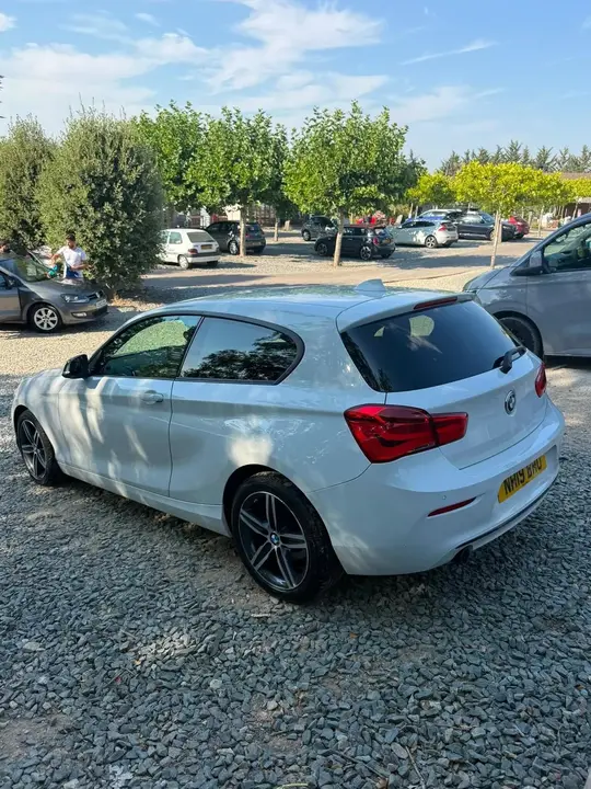 BMW 1 Series 2019 photo 3