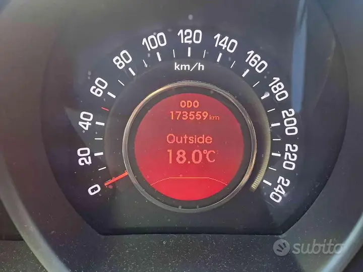 Kia Sportage 2011 photo 2