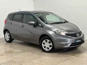 Nissan Note 2015 photo 2