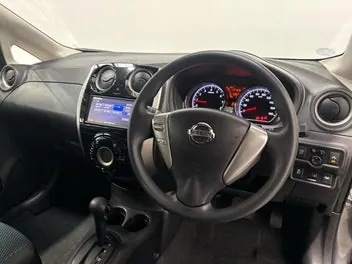 Nissan Note 2015 photo 4
