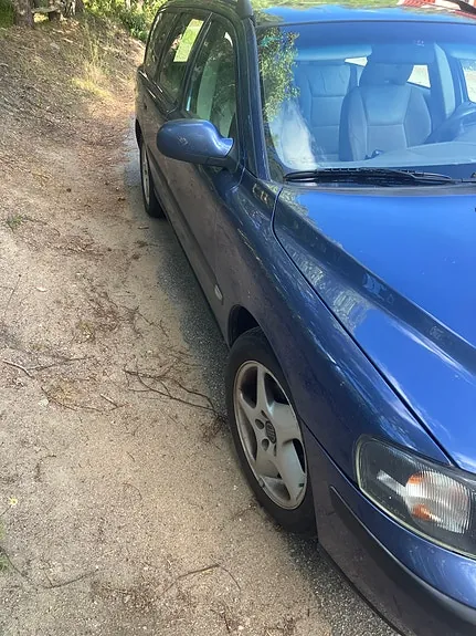 Volvo V70 2002 photo 2