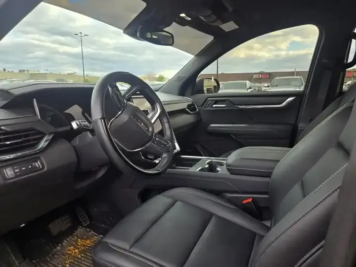 GMC Acadia 2024 photo 5