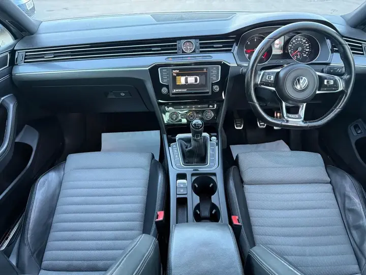 Volkswagen Passat 2016 photo 3