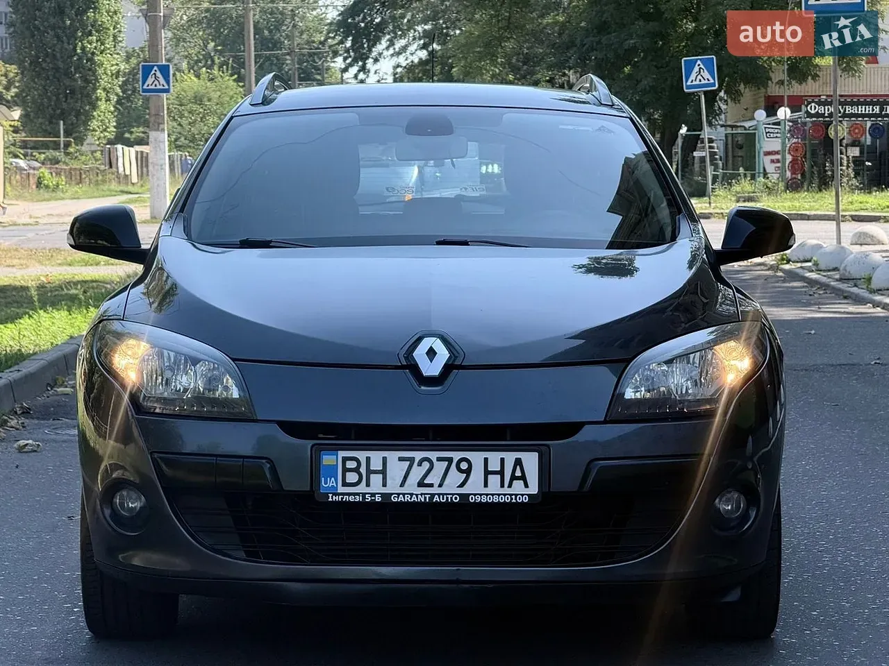 Renault Megane 2011 photo 2