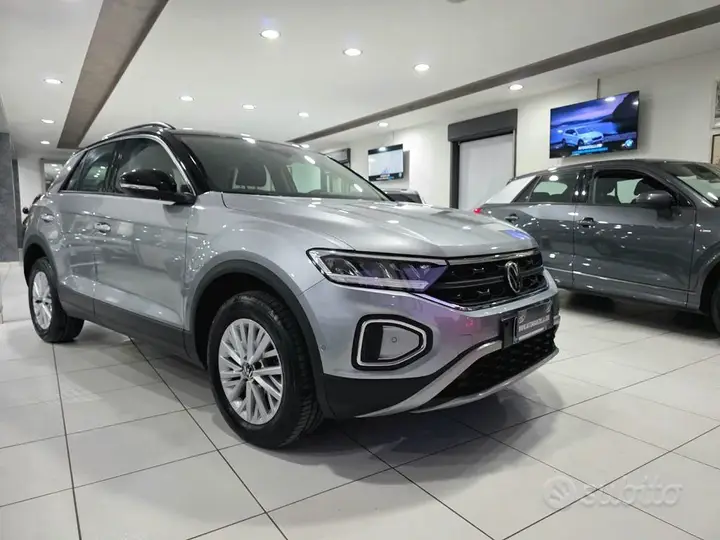 Volkswagen T-Roc 2025 photo 3