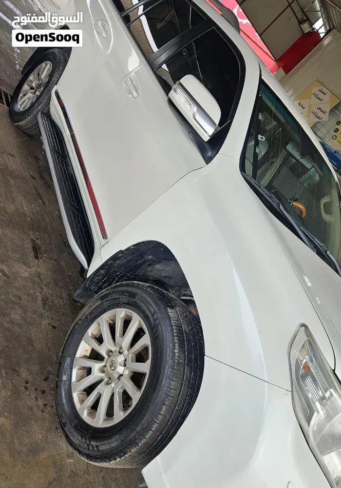 Toyota Prado 2013 photo 2