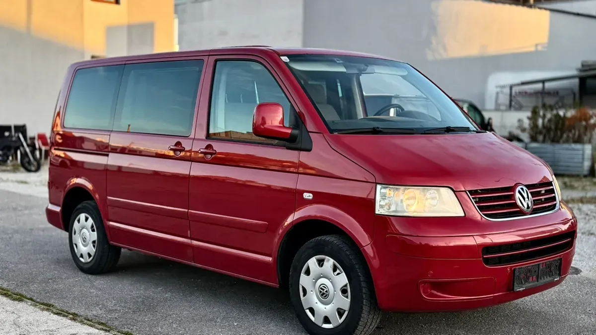 Volkswagen T5 2006 photo 2